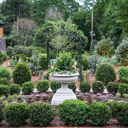 The Duke Mansion Bed & Breakfast ชาร์ล็อต ภายนอก รูปภาพ